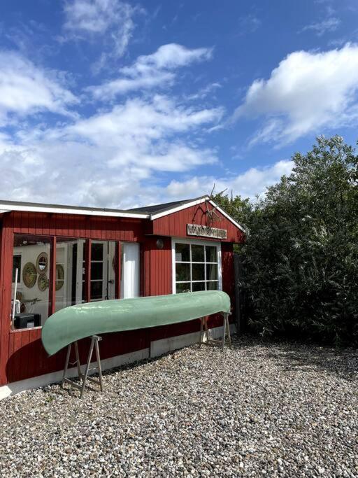 Fjordhytten. Rebuild Train Wagon From 1937. Apartment Odense Exterior photo